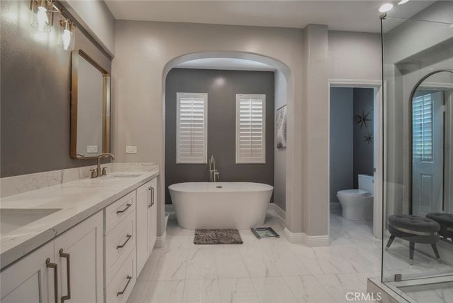 9 Walnut Crk, House other with 4 bedrooms, 4 bathrooms and 2 parking in Irvine CA | Image 36