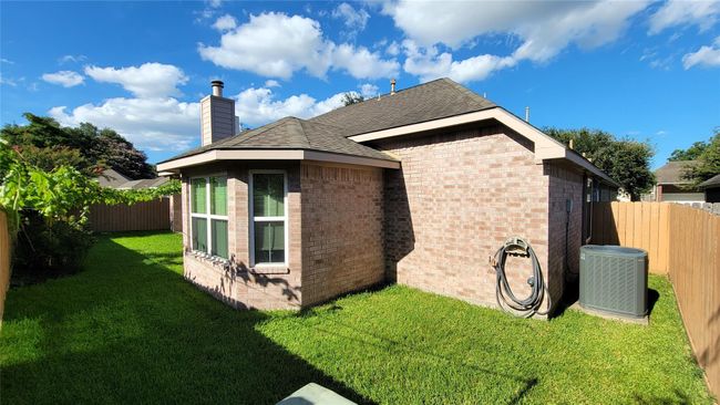 12110 Audubon Ct, House other with 3 bedrooms, 2 bathrooms and 2 parking in Stafford TX | Image 27