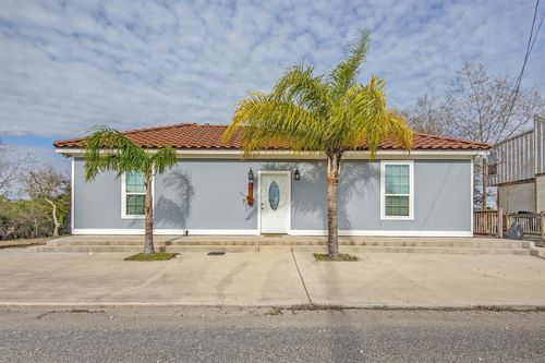 2734 Avenue D, San Leon, TX, 77539-7998 | Card Image