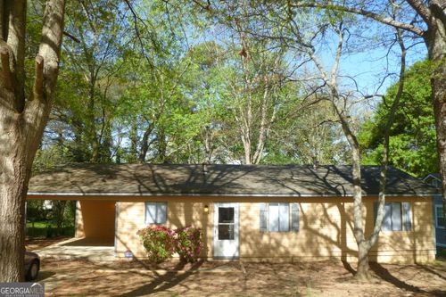 6627 Bent Creek Dr, Rex, GA, 30273-2102 | Card Image
