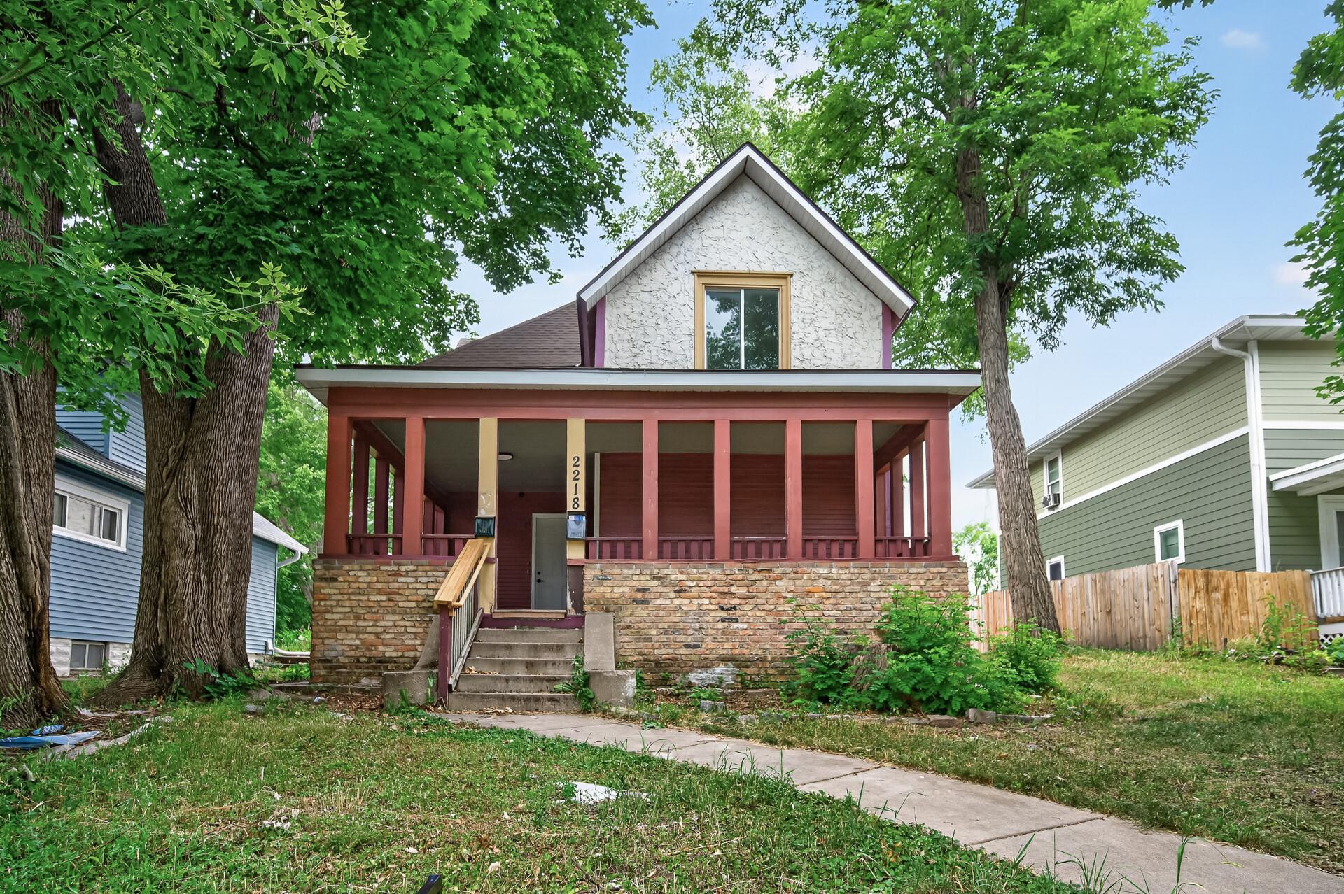2218 Irving Ave N, Minneapolis, MN 55411