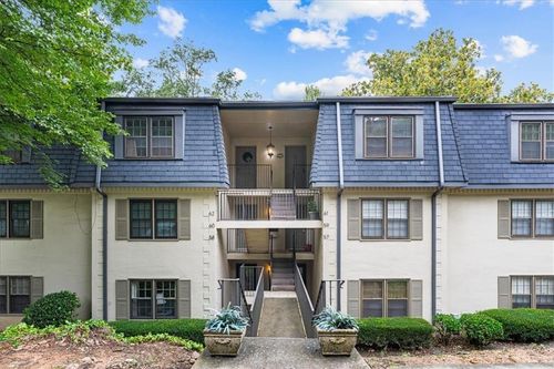 61 Lamsden Ln Nw, Atlanta, GA, 30327-4042 | Card Image