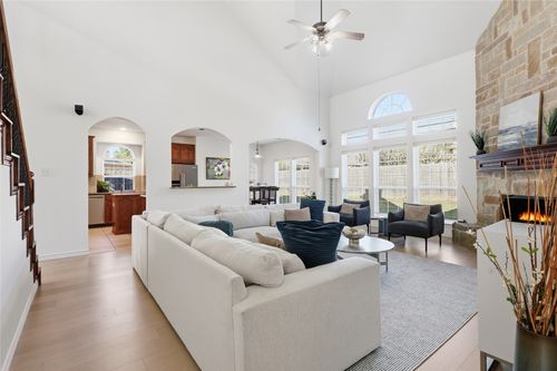 517 Royal Oak Dr, Murphy, TX, 75094-4398 | Card Image