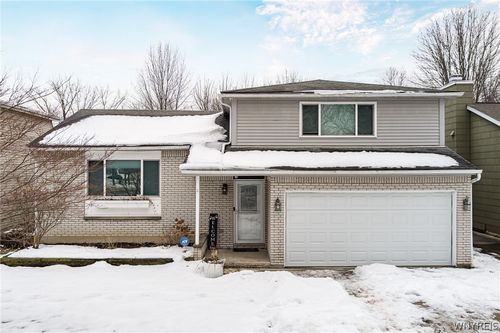 92 Sunset Ct, Amherst, NY, 14228 | Card Image