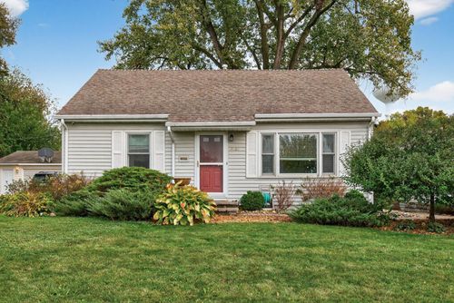 4705 Heights Dr, Columbia Heights, MN, 55421-3352 | Card Image