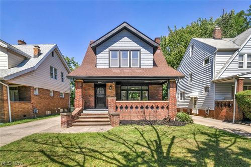 18101 Hiller Ave, Cleveland, OH, 44119-1703 | Card Image