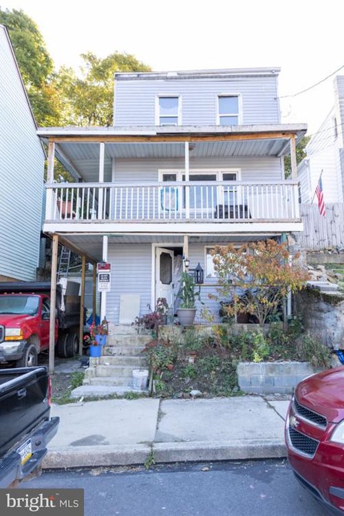 231 Laurel St, MINERSVILLE, PA, 17954-1608 | Card Image