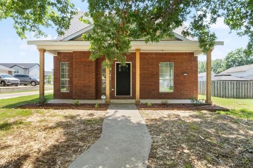5721 W Legacy St, Fayetteville, AR, 72704-5559 | Card Image