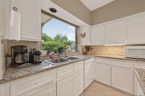 11614 Cedar Creek Dr, Houston, TX, 77077-5031 | Card Image