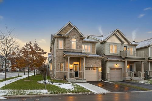 {{alt}} | Card Image