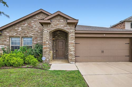 1001 Alton Dr, Aubrey, TX, 76227-1472 | Card Image