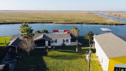 627 Port Rd, Angleton, TX, 77515-8373 | Card Image