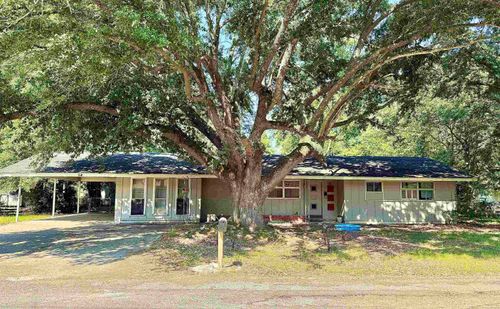 15 Maulding Dr, Dermott, AR, 71638-2502 | Card Image