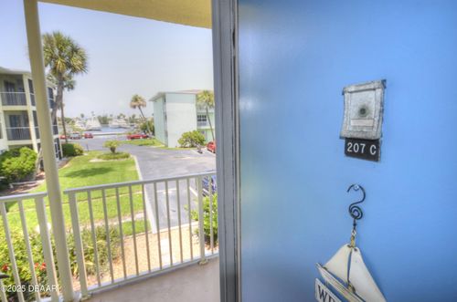apt-207c-717 S Beach St, DAYTONA BEACH, FL, 32114-5455 | Card Image