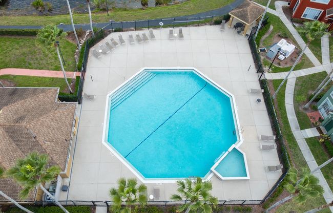 9730 - 9730 Lake Chase Island Way, Condo with 3 bedrooms, 2 bathrooms and null parking in TAMPA FL | Image 52