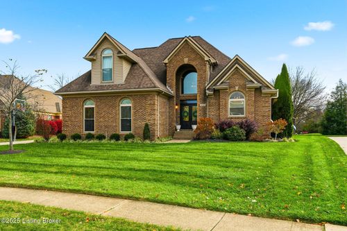 10714 Worthington Ln, Prospect, KY, 40059-9585 | Card Image