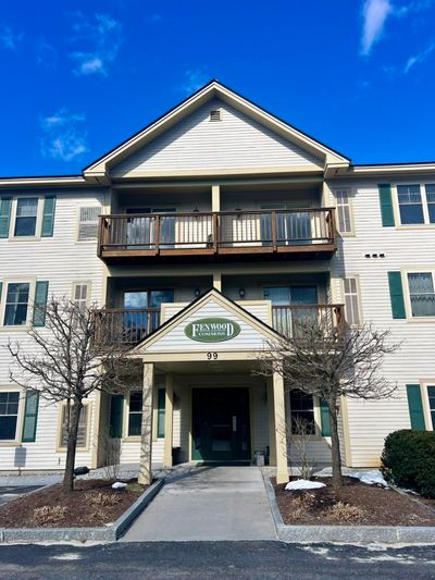 204 - 204 Fenwood Commons, Condo with 2 bedrooms, 2 bathrooms and null parking in New London NH | Image 2