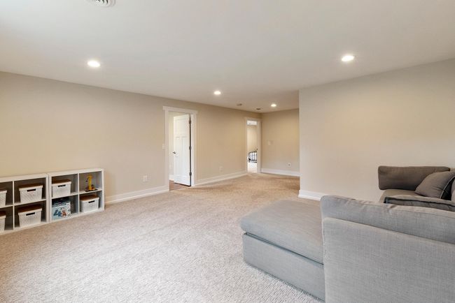 This space could be converted to another bedroom | Image 32