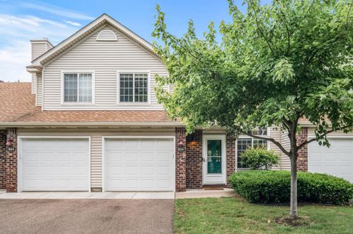 533 Old Town Dr, New Brighton, MN, 55112-2739 | Card Image
