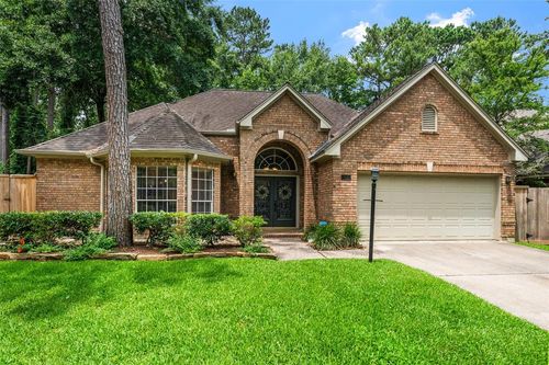 22 Poplar Hill Pl, The Woodlands, TX, 77381-4031 | Card Image