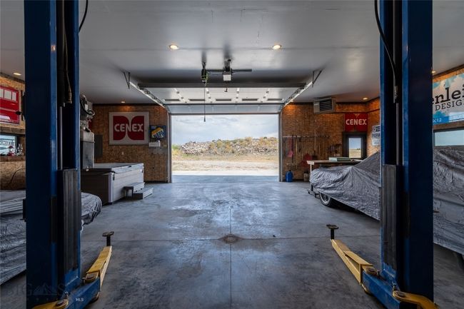 21 Jim Parrent Ln, House other with 3 bedrooms, 2 bathrooms and null parking in Big Timber MT | Image 11
