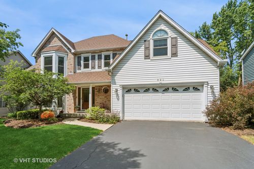 321 Breckenridge Dr, Aurora, IL, 60504-5264 | Card Image