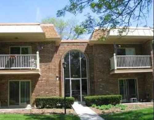 apt-2a-2407 N Kennicott Dr, Arlington Heights, IL, 60004-3074 | Card Image