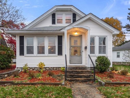 15 Inwood Rd, Worcester, MA, 01606-1513 | Card Image