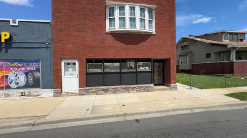 7336 W Archer Avenue, Summit, IL, 60501 | Card Image