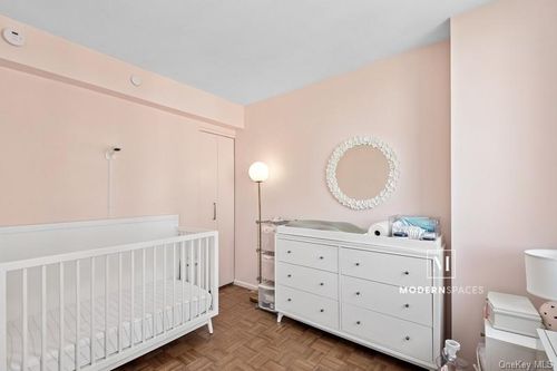 apt-21e-4 48th Ave, Long Island City, NY, 11109-5616 | Card Image