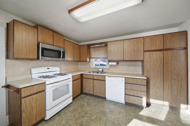 11-web-or-mls-DSC02119 | Image 8
