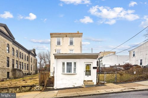 244 Hermitage St, PHILADELPHIA, PA, 19127-1015 | Card Image