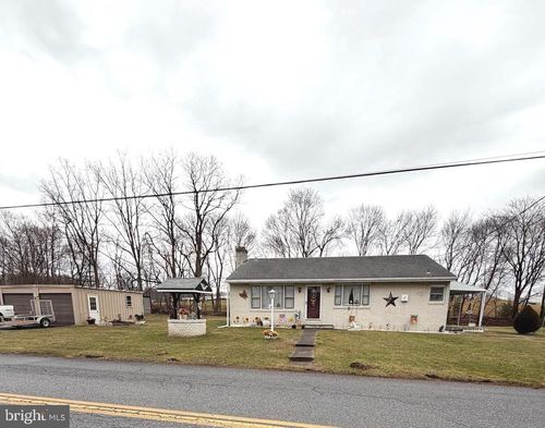 2414 Elias Ave, Lebanon, PA, 17046-1405 | Card Image