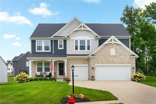 2761 Weeping Pine Dr, Medina, OH, 44256-9163 | Card Image