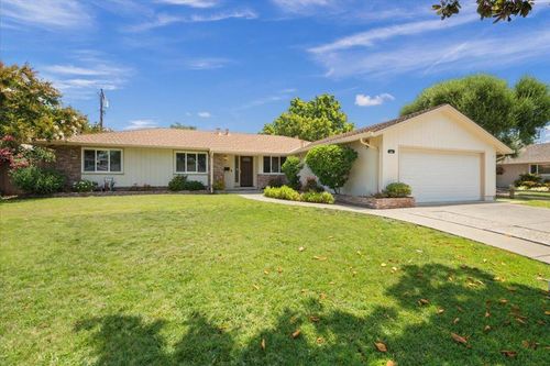 1526 Bedford Ave, Sunnyvale, CA, 94087-3921 | Card Image