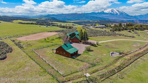 3 Red Wing Ln, Carbondale, CO, 81623-8821 | Card Image