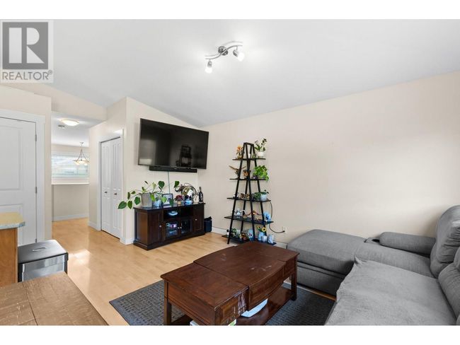 14 - 225 Glen Park Dr, Townhouse with 3 bedrooms, 2 bathrooms and 2 parking in Kelowna BC | Image 10