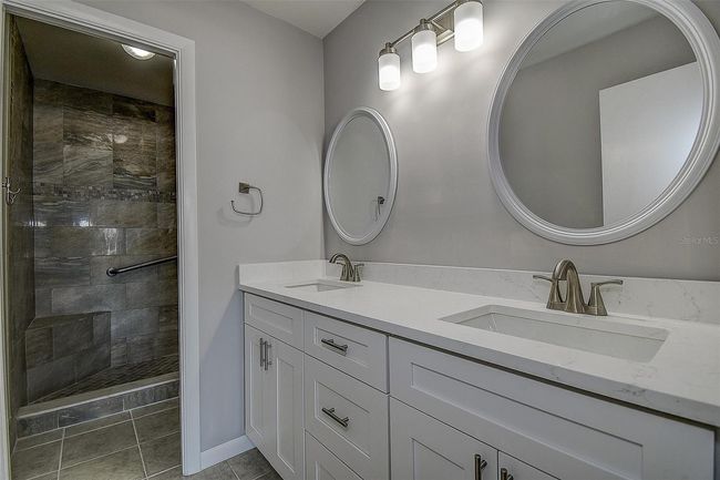 APT-514A - 100 Bluff View Dr, Condo with 2 bedrooms, 2 bathrooms and null parking in BELLEAIR BLUFFS FL | Image 25