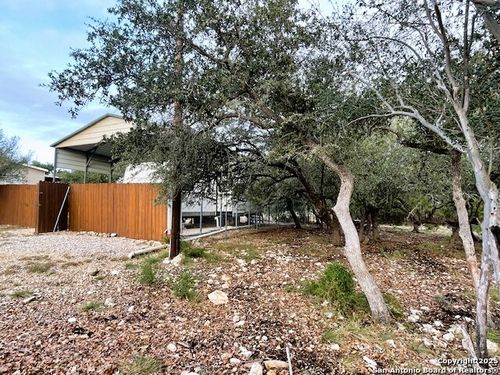 LOT 22 Pr 1507, Bandera, TX, 78003 | Card Image
