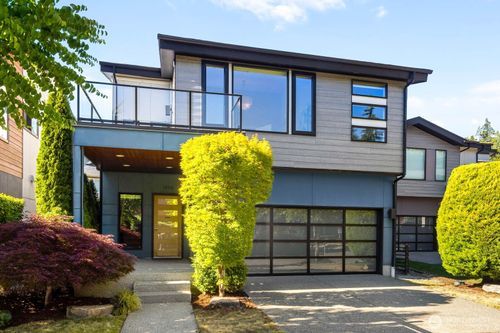 1494 14th Pl Ne, Issaquah, WA, 98029-7879 | Card Image