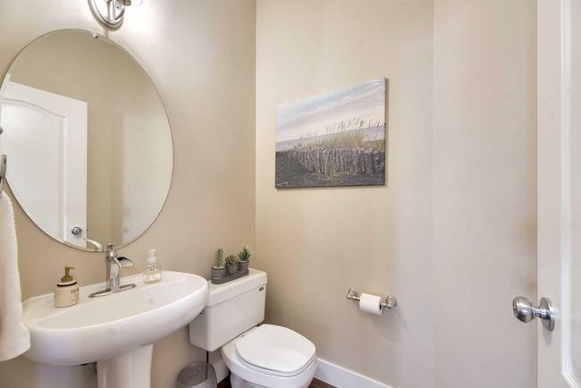 266 Rockborough Green Nw, House other with 5 bedrooms, 4 bathrooms and 4 parking in Calgary AB | Image 13