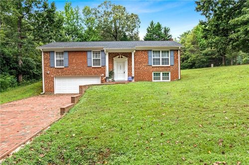 3890 Whitehaven Rd, Winston Salem, NC, 27106-2554 | Card Image