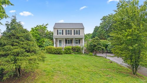 1832 Vista Cir, Bedford, VA, 24523-1243 | Card Image
