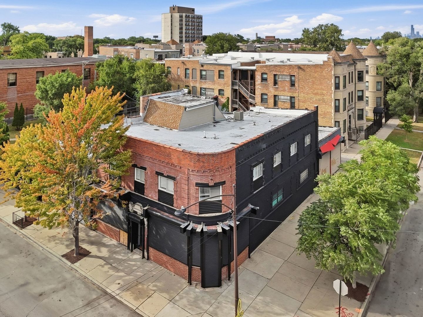 Commercial Sale in Chicago