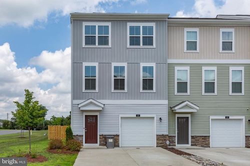 430 Snowberry Ln, FREDERICKSBURG, VA, 22405-1293 | Card Image
