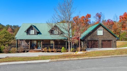 1347 Zachary Thomas Ln, Sevierville, TN, 37876-7499 | Card Image