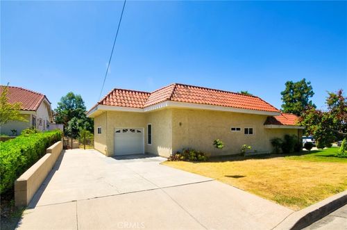 5300 Emerywood Dr, Buena Park, CA, 90621-1605 | Card Image