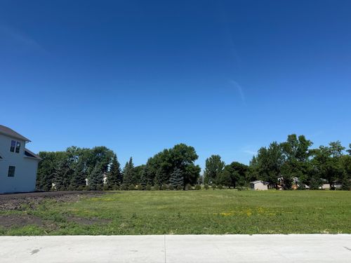 5579 31st St S, Fargo, ND, 58104-6739 | Card Image