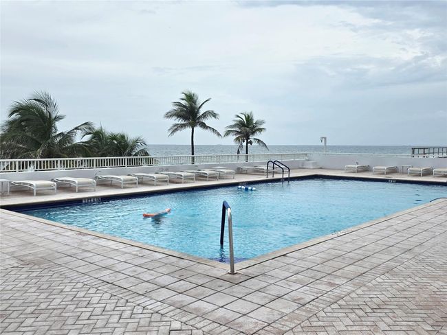 Ocean from heated pool | Image 31