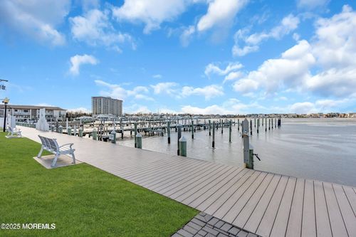 98 Wharfside Dr, Monmouth Beach, NJ, 07750-1261 | Card Image